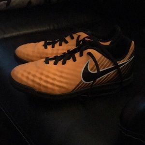 Imdoor soccer cleats